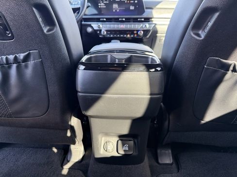 Used 2024 Kia Telluride SX Prestige X-Line image 33