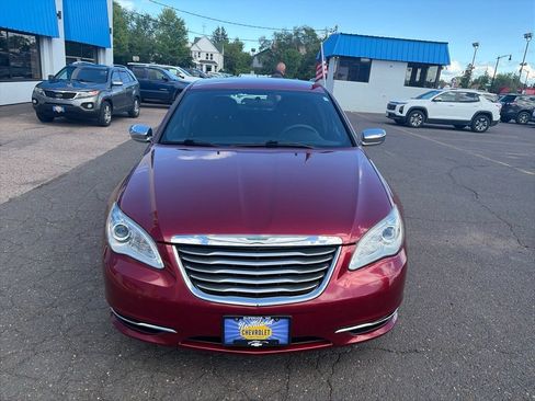 Used 2014 Chrysler 200 LX FWD image 2