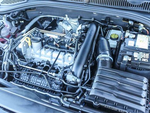 Used 2020 Volkswagen Jetta R-Line w/ R-Line Cold Weather Package image 28