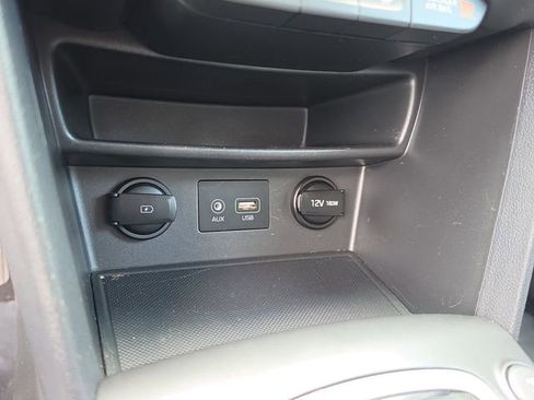 Used 2019 Hyundai Kona SEL AWD/4WD image 25