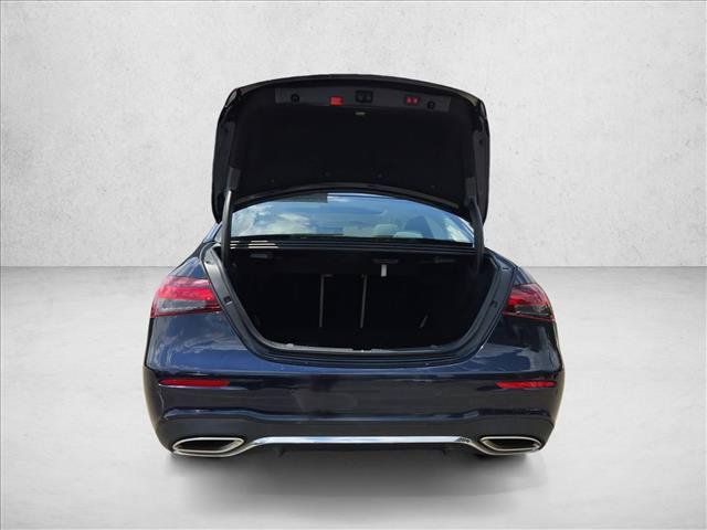 Used 2022 Mercedes-Benz E 350 Sedan image 7