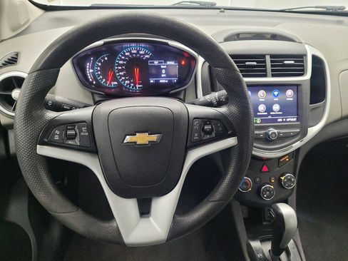 Used 2020 Chevrolet Sonic LT image 22