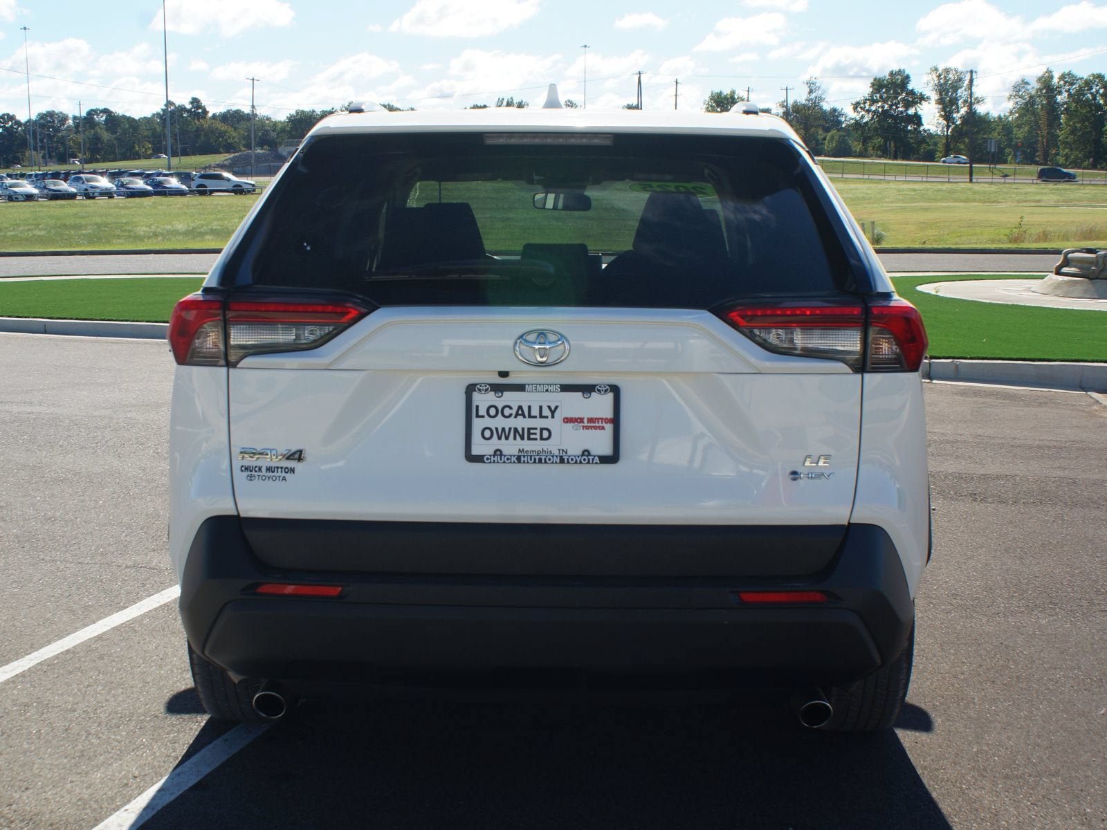 Used 2025 Toyota RAV4 LE AWD/4WD image 3