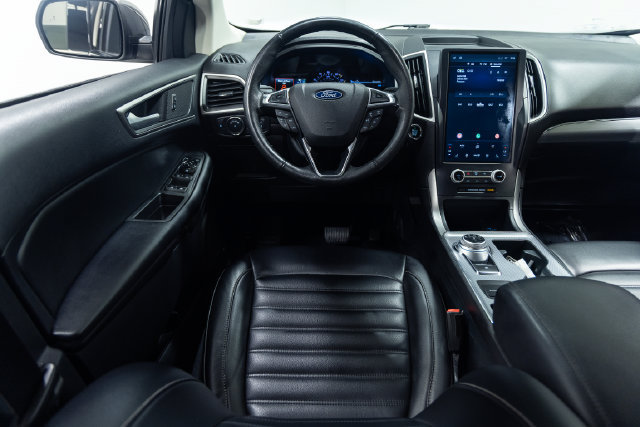 Used 2022 Ford Edge SEL w/ Convenience Package AWD/4WD image 3