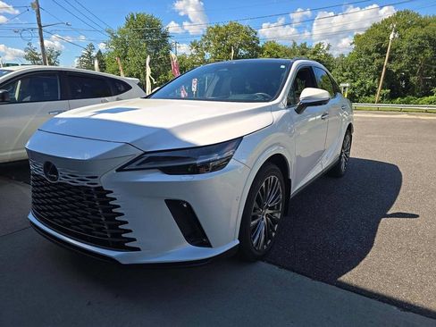 Used 2023 Lexus RX 350 AWD w/ Accessory Package image 4