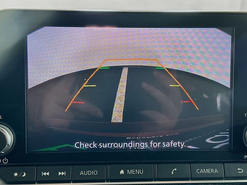 Used 2024 Nissan Altima 2.5 SV image 21