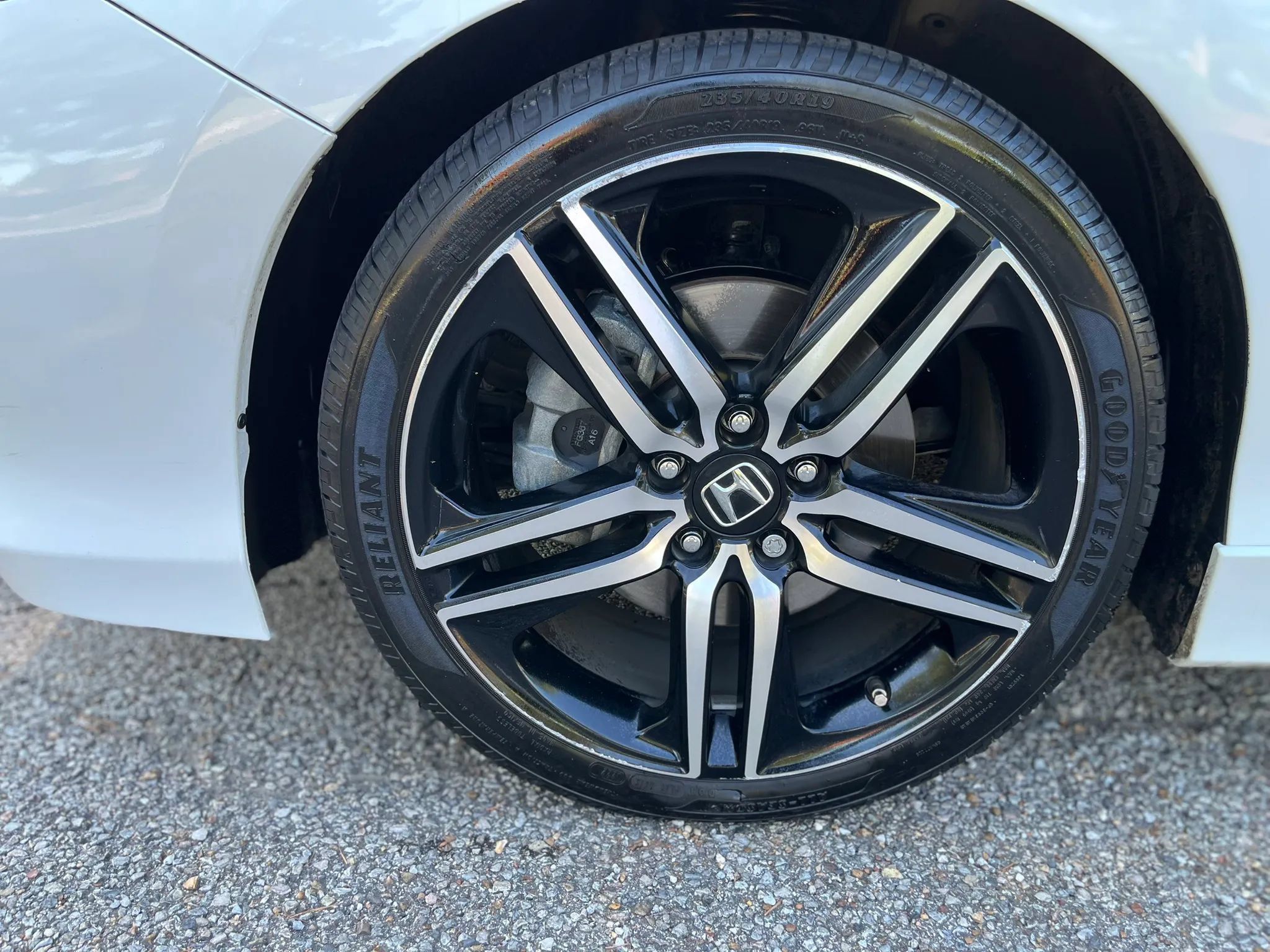 Used 2017 Honda Accord Sport image 30