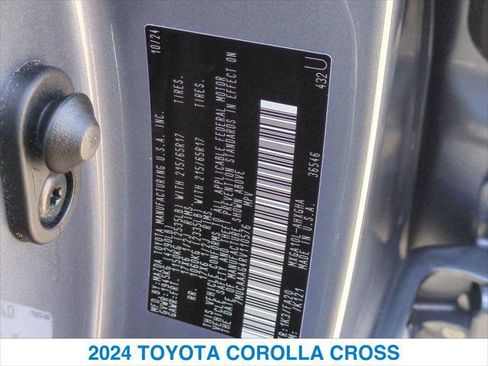 Used 2024 Toyota Corolla Cross LE FWD image 26