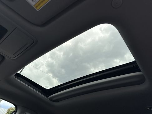 Certified 2025 Acura ADX FWD image 36