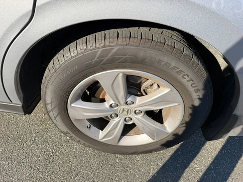 Used 2018 Honda Odyssey EX-L image 33