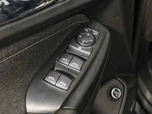 Used 2021 Chevrolet TrailBlazer ACTIV w/ Sun and Liftgate Package AWD/4WD image 37