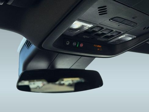 Used 2025 Cadillac XT4 Sport w/ Cold Weather Package image 20