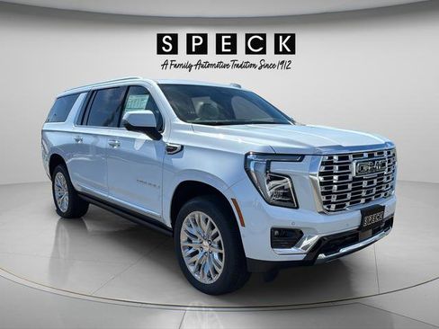 New 2026 GMC Yukon XL Denali w/ Sun & Power Step Package AWD/4WD image 31