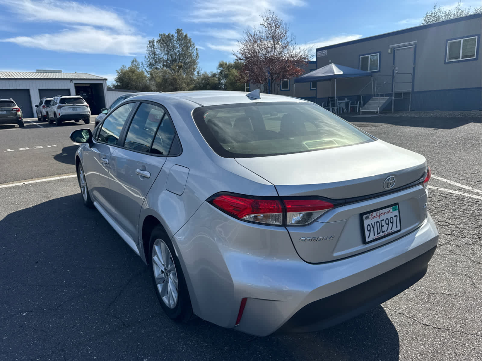 Used 2026 Toyota Corolla LE w/ LE Premium Package FWD image 7