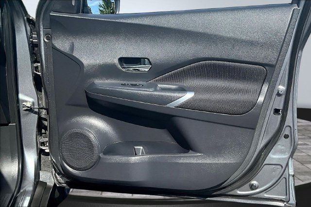 Used 2024 Nissan Kicks SV FWD image 25