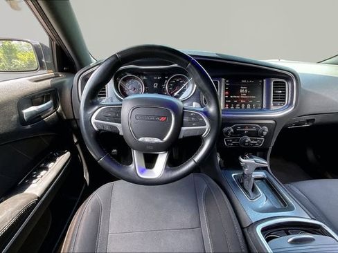 Used 2016 Dodge Charger R/T RWD image 8