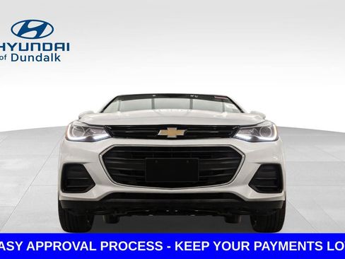 Used 2019 Chevrolet Trax LT w/ LT Convenience Package image 8