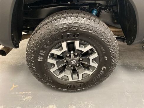 Used 2023 Toyota Tacoma TRD Off-Road AWD/4WD image 23