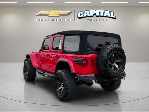 Used 2018 Jeep Wrangler Unlimited Rubicon AWD/4WD image 4