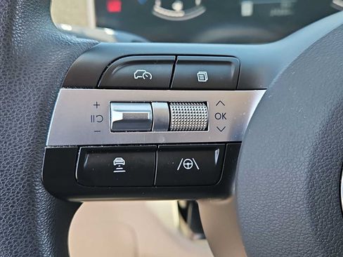 Used 2025 Hyundai Tucson SEL FWD image 23