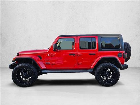 Used 2018 Jeep Wrangler Unlimited Sahara image 9