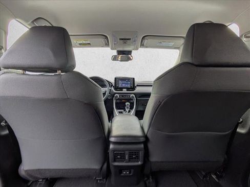 Used 2022 Toyota RAV4 XLE image 23