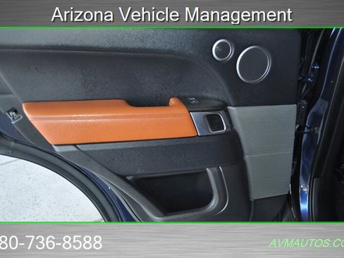 Used 2016 Land Rover Range Rover Sport Supercharged AWD/4WD image 27
