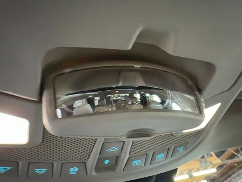 Used 2020 Ford Expedition XLT w/ Equipment Group 202A AWD/4WD image 70