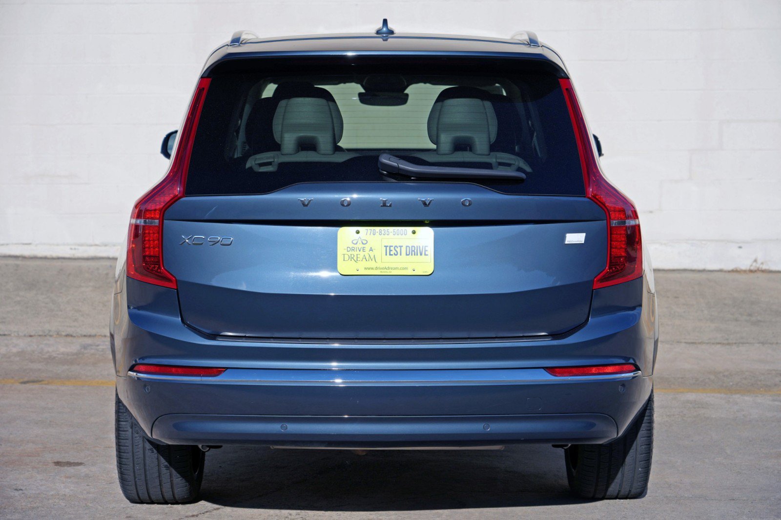 Used 2024 Volvo XC90 T8 Plus w/ Protection Package Premier AWD/4WD image 57