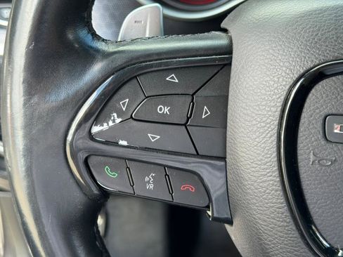 Used 2017 Dodge Charger R/T image 19