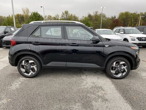 New 2026 Hyundai Venue SEL image 9