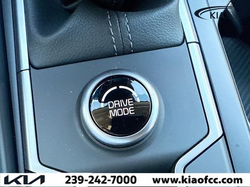 New 2026 Kia Sorento LX image 30