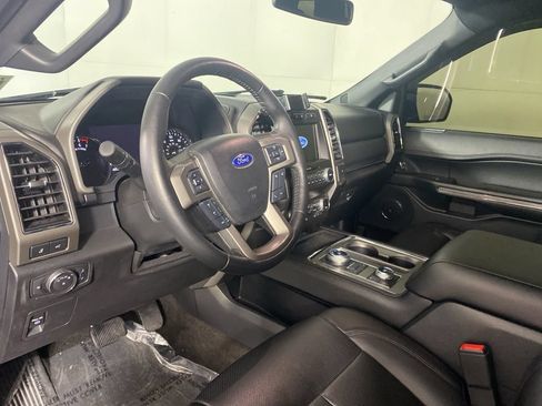 Used 2021 Ford Expedition XLT AWD/4WD image 10