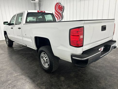 Used 2017 Chevrolet Silverado 2500 W/T RWD image 2