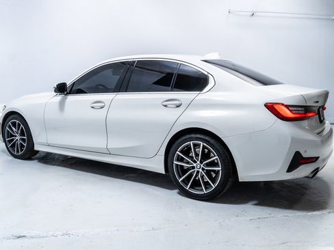 Used 2020 BMW 330i xDrive Sedan w/ Convenience Package image 2