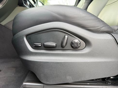 New 2025 Porsche Cayenne S AWD/4WD image 28
