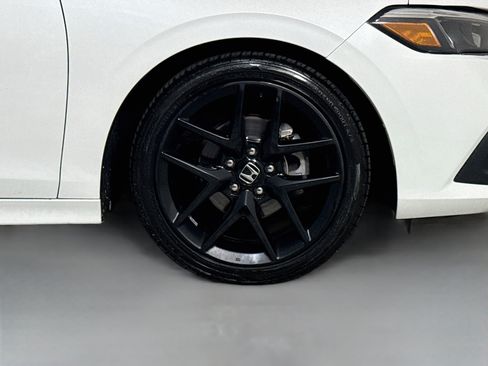 Used 2024 Honda Civic Sport image 32
