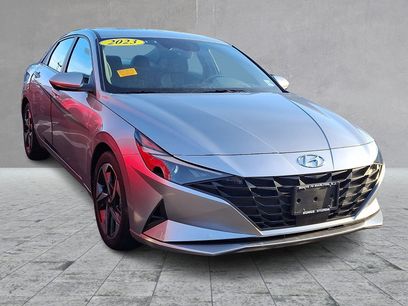 Used 2023 Hyundai Elantra SEL w/ Convenience Package
