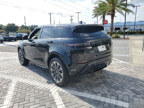 New 2026 Land Rover Range Rover Evoque Dynamic SE image 3