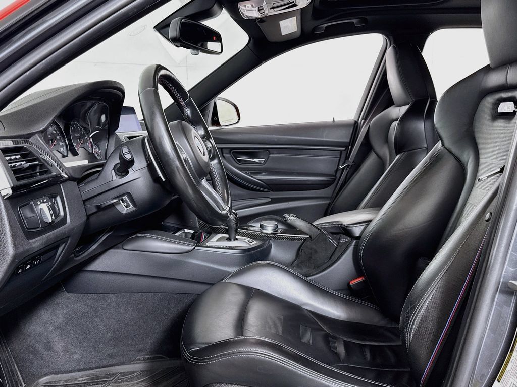 Used 2018 BMW M3 RWD image 13