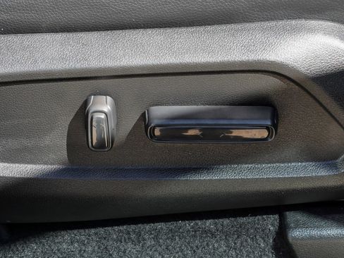 Used 2023 Honda Pilot Touring image 29