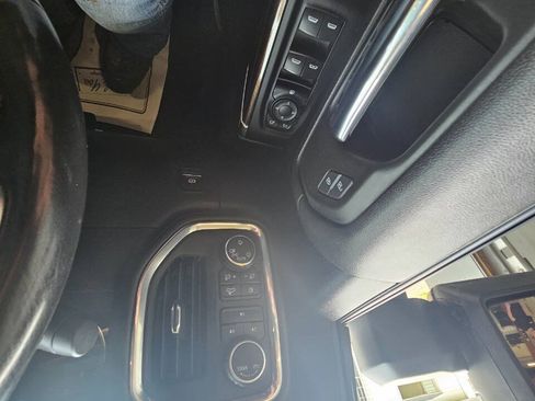 Used 2022 Chevrolet Silverado 2500 LT w/ Convenience Package AWD/4WD image 19