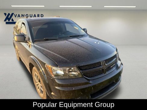 Used 2018 Dodge Journey SE w/ Popular Equipment Group FWD image 3