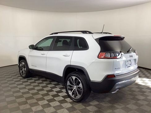 Used 2022 Jeep Cherokee Limited w/ Elite Package image 4