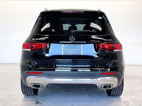 Certified 2021 Mercedes-Benz GLB 250 4MATIC image 4