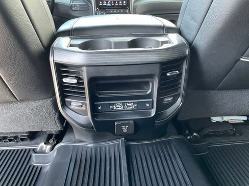 Used 2024 RAM 3500 Limited AWD/4WD image 36
