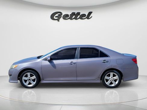 Used 2012 Toyota Camry SE image 7