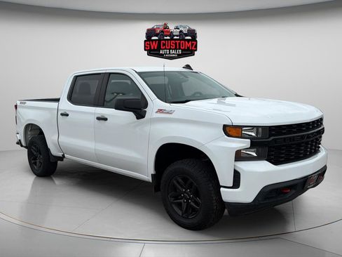 Used 2021 Chevrolet Silverado 1500 Custom Trail Boss AWD/4WD image 1