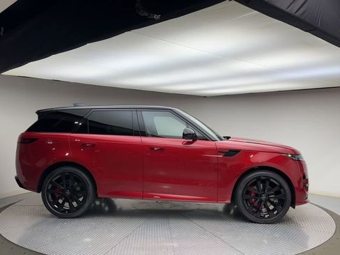 Certified 2024 Land Rover Range Rover Sport Dynamic SE AWD/4WD image 9