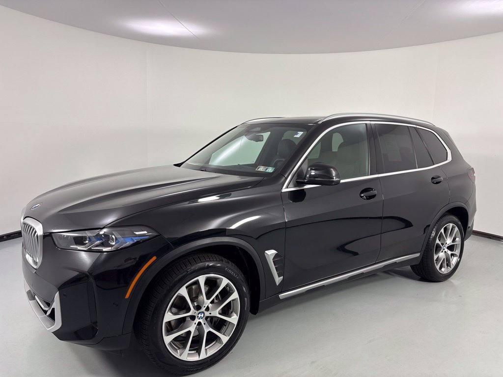 Certified 2024 BMW X5 xDrive40i w/ Premium Package AWD/4WD image 4